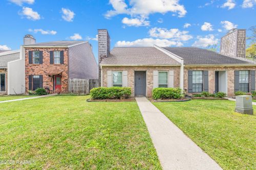 e-107 Williamsburg Cir, Lafayette, LA, 70508-6174 | Card Image
