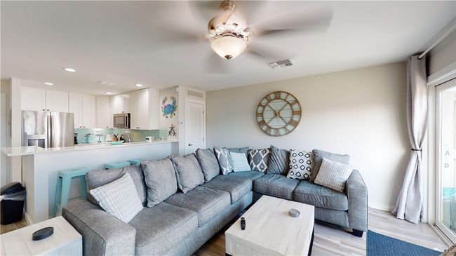 APT-201 - 4901 State Highway 361, Condo with 2 bedrooms, 2 bathrooms and null parking in Port Aransas TX | Image 10