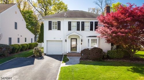 33 Exeter Rd, Short Hills, NJ, 07078-1429 | Card Image