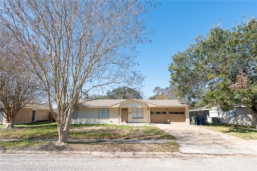 4513 Driftwood Pl, Corpus Christi, TX, 78411-3517 | Card Image