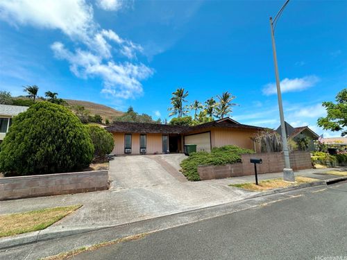 253 Akiohala St, Kailua, HI, 96734-3977 | Card Image