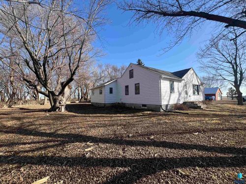 1665 31st St Street, Ellsworth, MN, 56129 | Card Image