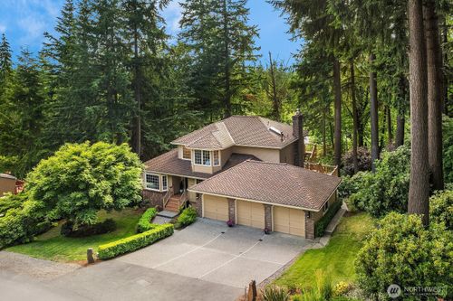 741 222nd Pl Ne, Sammamish, WA, 98074-7150 | Card Image