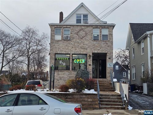 183 Park Ave, East Rutherford, NJ, 07073-1821 | Card Image