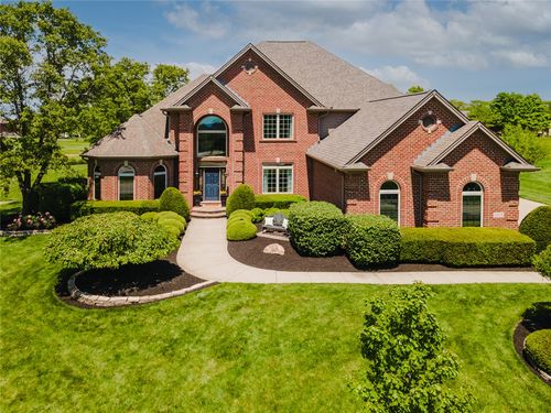 1123 Waters Edge Drive, Centerville, OH, 45458 | Card Image