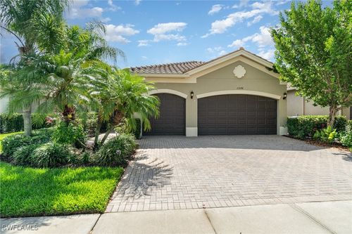 11544 Stonecreek Cir, FORT MYERS, FL, 33913-9084 | Card Image