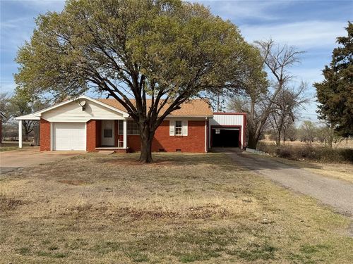 709 E E N Boundary Highway, Sentinel, OK, 73664 | Card Image