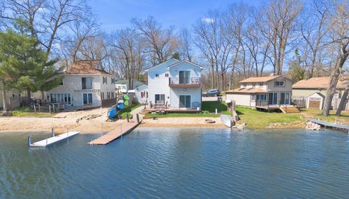 3070 Steeple Hill Rd, White Lake, MI, 48383-1864 | Card Image