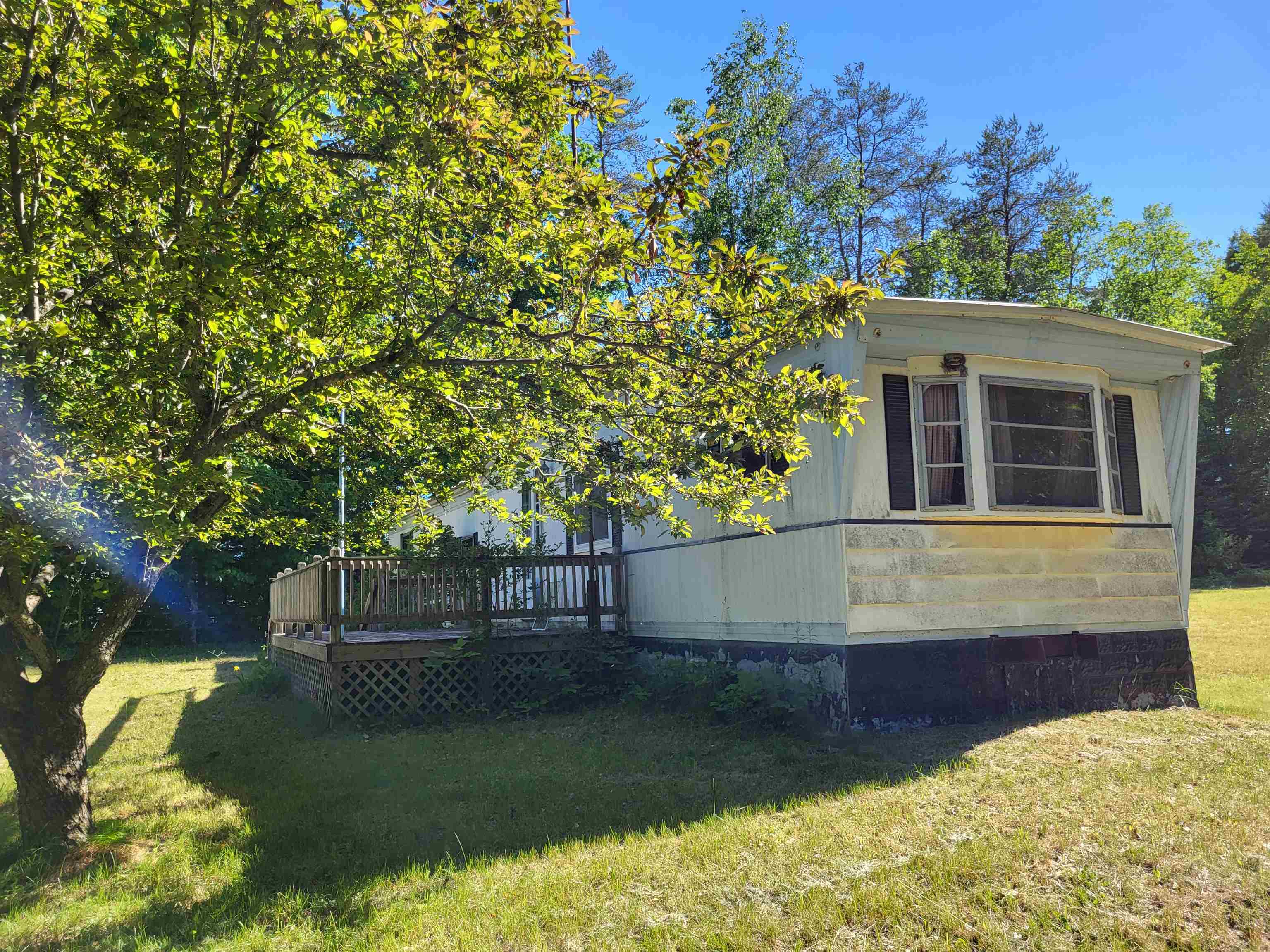 Cook Ave, Harrison, MI 48625