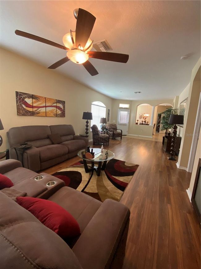 11439 Cambray Creek Loop, House other with 3 bedrooms, 2 bathrooms and null parking in RIVERVIEW FL | Image 5