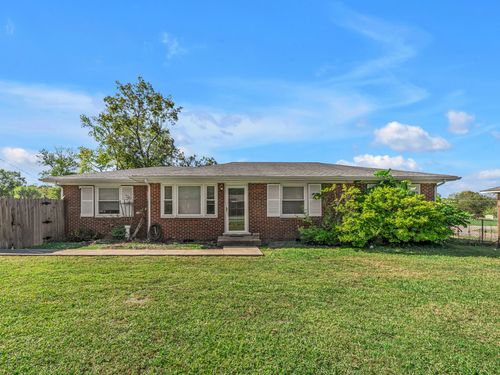 4 Gettysburg St, Clarksville, TN, 37042-3608 | Card Image