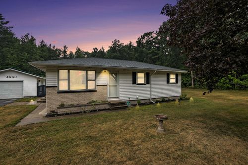 3601 Orshal Rd, Whitehall, MI, 49461-9694 | Card Image
