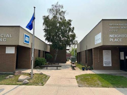 4915 50, Bashaw, AB, T0B0H0 | Card Image