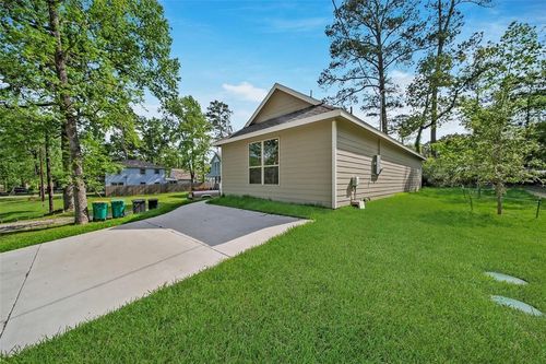 1307 River Dr, Conroe, TX, 77385 | Card Image