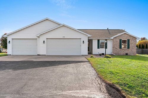 W7059 Maple Terrace Road, GREENVILLE, WI, 54942 | Card Image