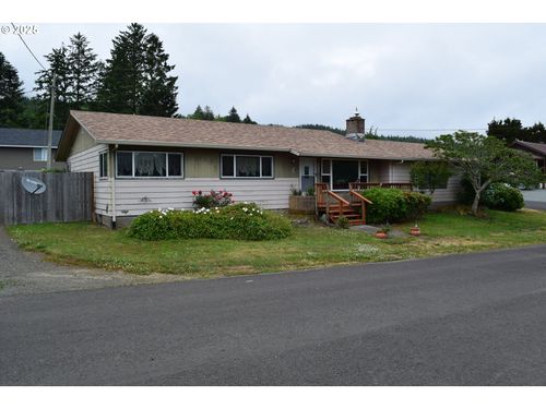 204 Birch Ave, Garibaldi, OR, 97118-1509 | Card Image