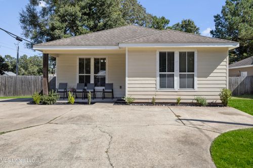 10350 Goodman Rd, D'Iberville, MS, 39540-4718 | Card Image