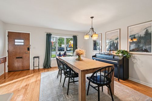 694 S York St, Elmhurst, IL, 60126-4437 | Card Image