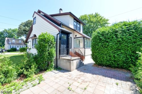 244 Van Winkle Ave, Hawthorne, NJ, 07506-1619 | Card Image