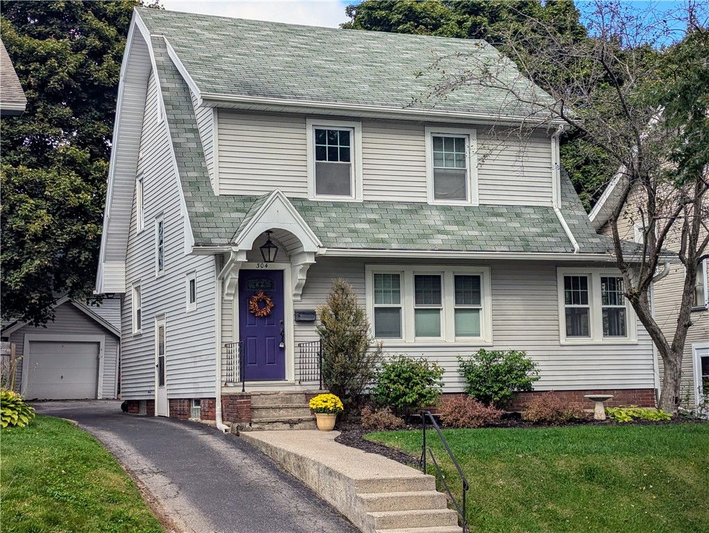 Laurelton Rd, Rochester, NY 14609