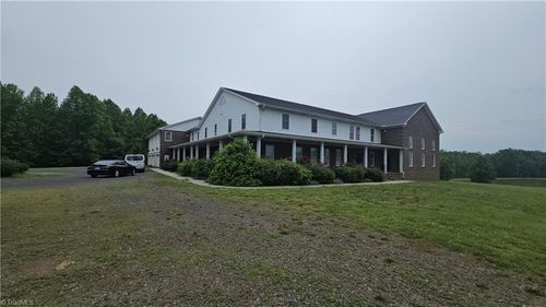 178 Slaydon Rd, Eden, NC, 27288-8044 | Card Image