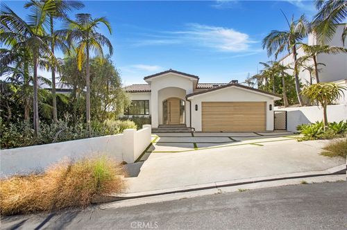 723 Balboa Ave, Laguna Beach, CA, 92651-4105 | Card Image