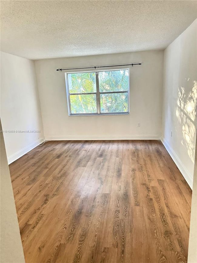 APT-308 - 4205 N University Dr, Condo with 2 bedrooms, 2 bathrooms and null parking in Sunrise FL | Image 5