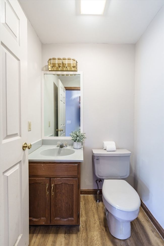 34 Luden St, House other with 2 bedrooms, 2 bathrooms and 2 parking in Springfield MA | Image 8