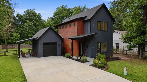 3 Dulverton Dr, Bella Vista, AR, 72715-2357 | Card Image