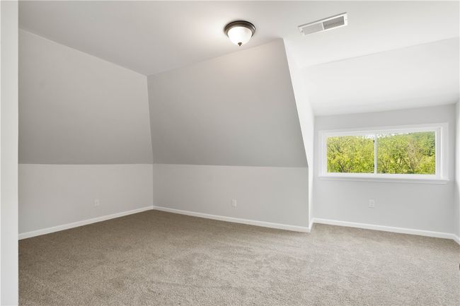 3rd floor bedroom | Image 40