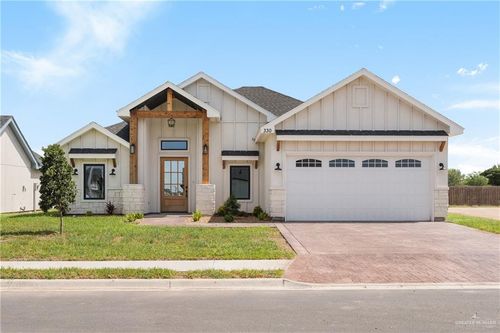 330 Alazan Ln, Alamo, TX, 78516-1700 | Card Image