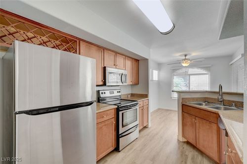 2122-4400 S Jones Blvd, Las Vegas, NV, 89103-3335 | Card Image