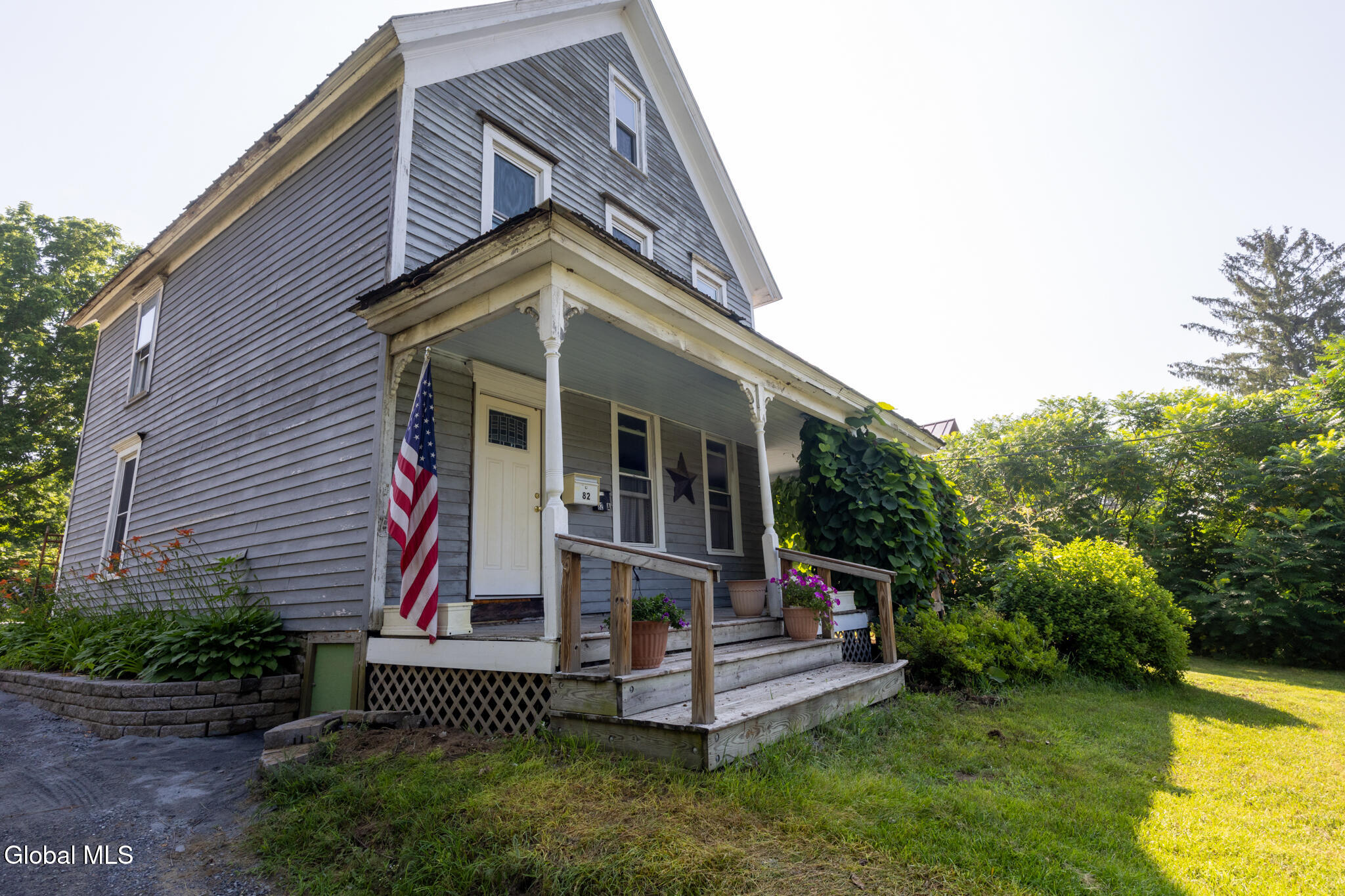 Residential Income in Hudson Falls 3