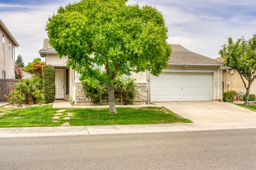 2187 Bradburn Dr, Sacramento, CA, 95835-2102 | Card Image