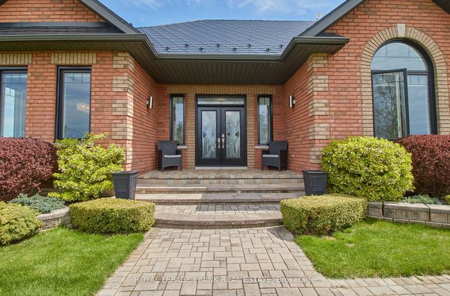 5387 Sutter Creek Dr, House other with 3 bedrooms, 2 bathrooms and 10 parking in Gores Landing ON | Image 7