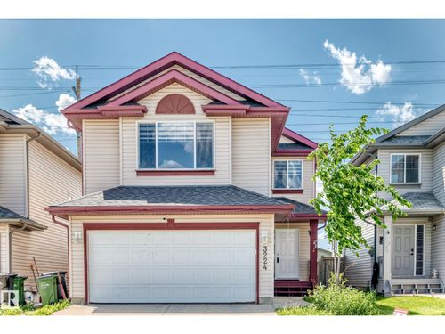 3224 26 St Nw, Edmonton, AB, T6T1Z3 | Card Image