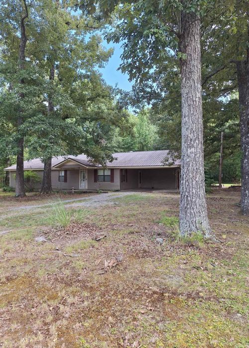 1506 Dixon Ln, Pine Bluff, AR, 71603-9573 | Card Image
