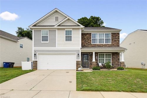 431 Hancock Dr, Kernersville, NC, 27284-6847 | Card Image