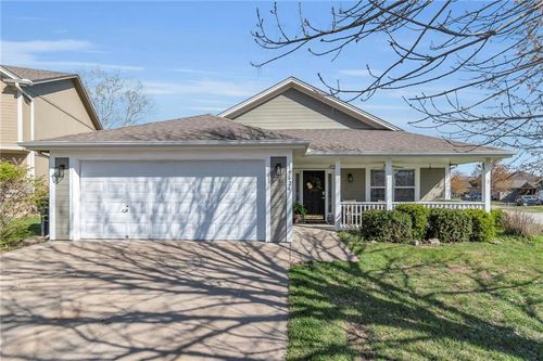 19624 E 7th Street Ct N, Independence, MO, 64056-4006 | Card Image