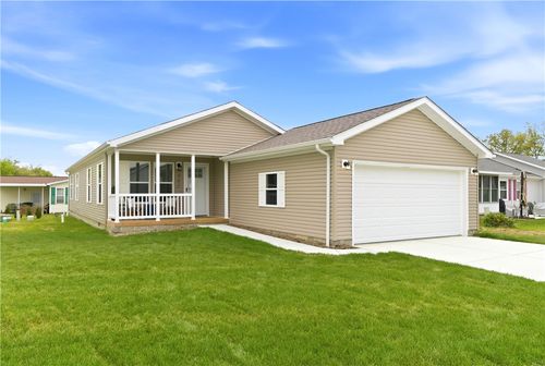18-482 Kalynn Cir, Fairborn, OH, 45324-7574 | Card Image