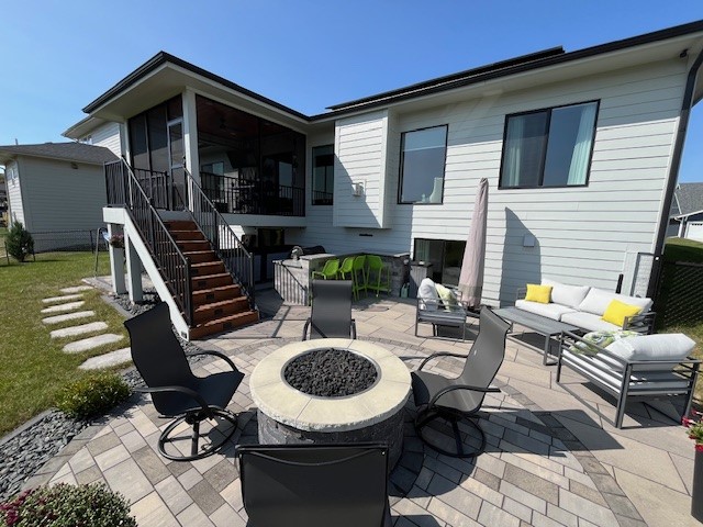 Grand Valley Dr, West Des Moines, IA 50265