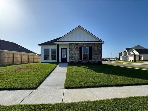 4711 Marais River Dr, Slidell, LA, 70461-4626 | Card Image