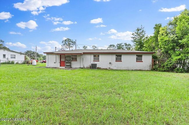 8357 Barracuda Rd, House other with 3 bedrooms, 2 bathrooms and null parking in Jacksonville FL | Image 15