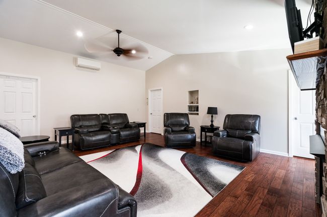 8660 Sargent Rd, House other with 3 bedrooms, 3 bathrooms and null parking in Fowlerville MI | Image 18