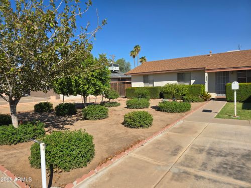 4022 W Glenn Dr, Phoenix, AZ, 85051-8111 | Card Image
