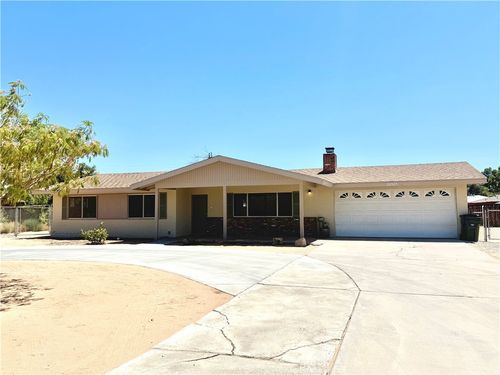 20565 Winona Rd, Apple Valley, CA, 92308 | Card Image