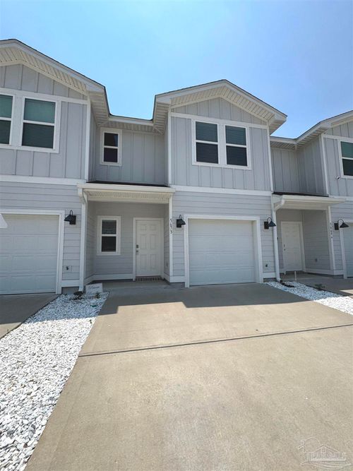 5673 Stellarjay St, Gulf Breeze, FL, 32563-3111 | Card Image