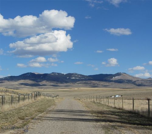 3919 Blacktail Rd, Dillon, MT, 59725-8531 | Card Image