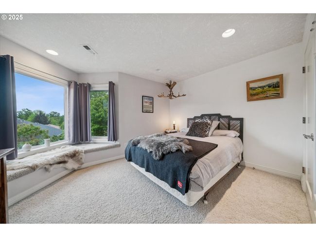 1276 Nw Meadows Dr, House other with 4 bedrooms, 3 bathrooms and 3 parking in McMinnville OR | Image 30