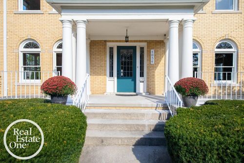 1036 Yorkshire Rd, Grosse Pointe Park, MI, 48230-1450 | Card Image
